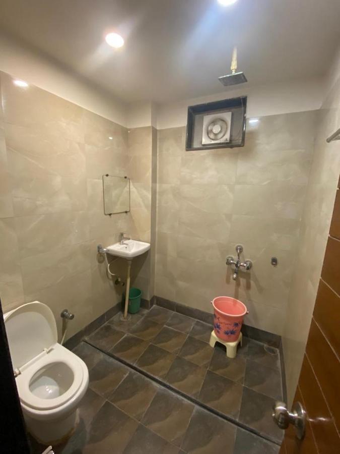 Hotel Raghupati Ayodhya Exteriér fotografie